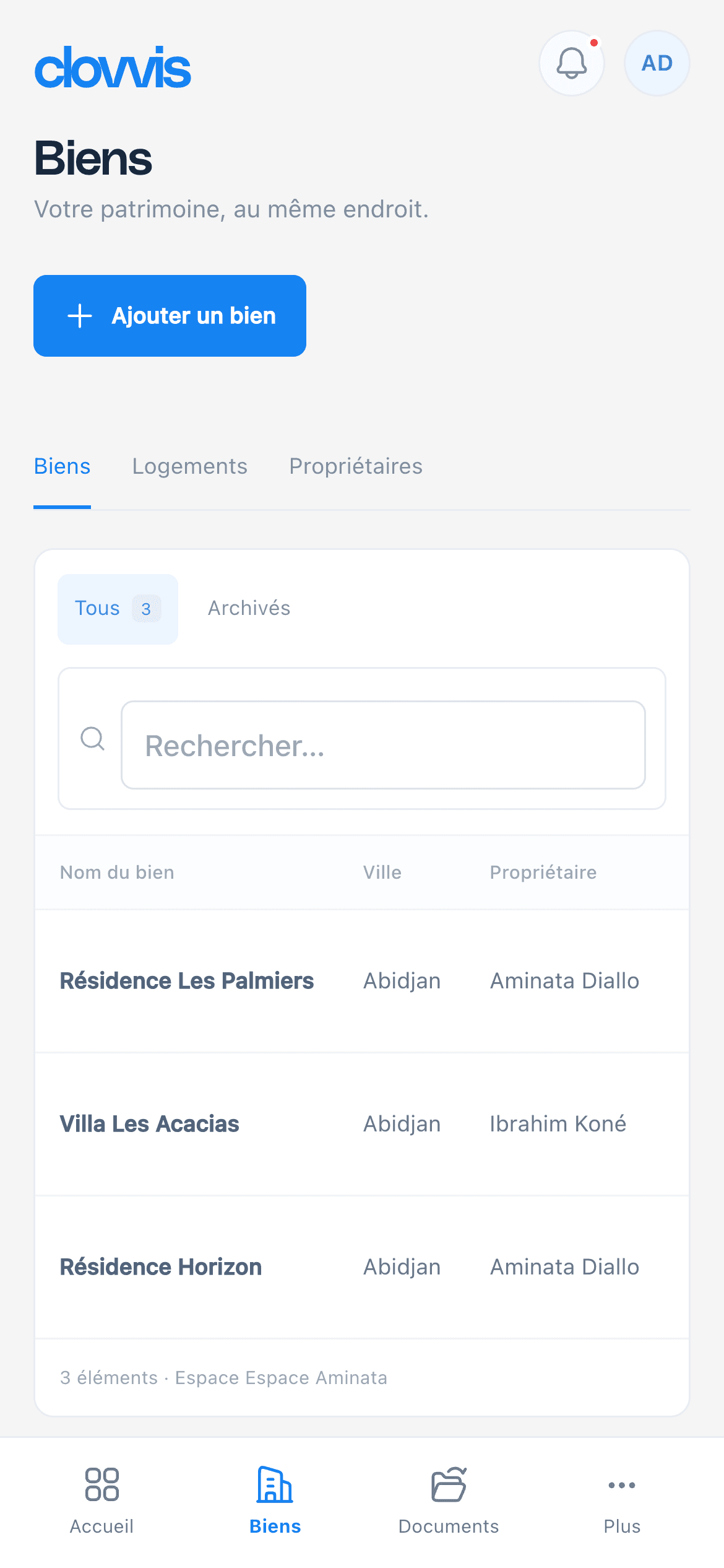 Écran Biens : trois résidences et villas à Abidjan.
