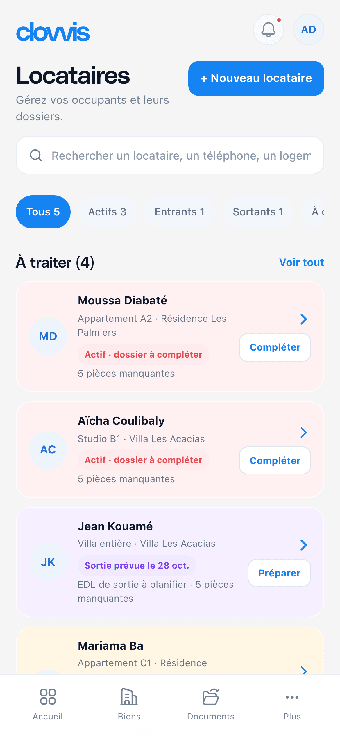 Écran Locataires : dossiers à compléter, entrée en cours, sortie prévue.